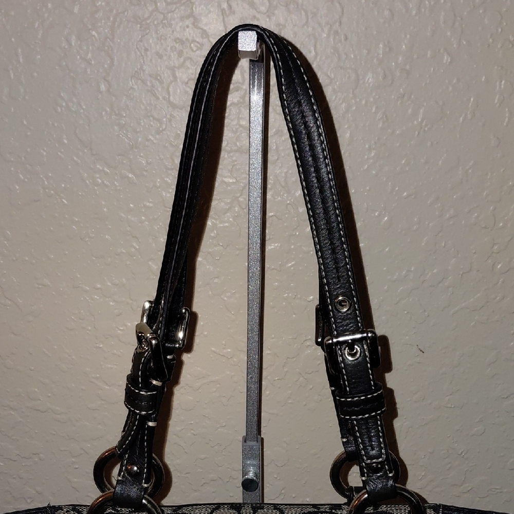 Coach Blk & Gray Leather Studded Signature Shoulder Bag 🩶 - Picture 4 of 16